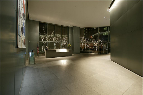 535 Madison Ave Dramatic Lobby